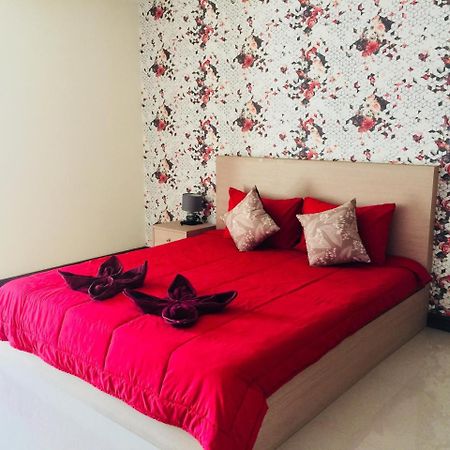 Thani Residence Chonburi Buitenkant foto