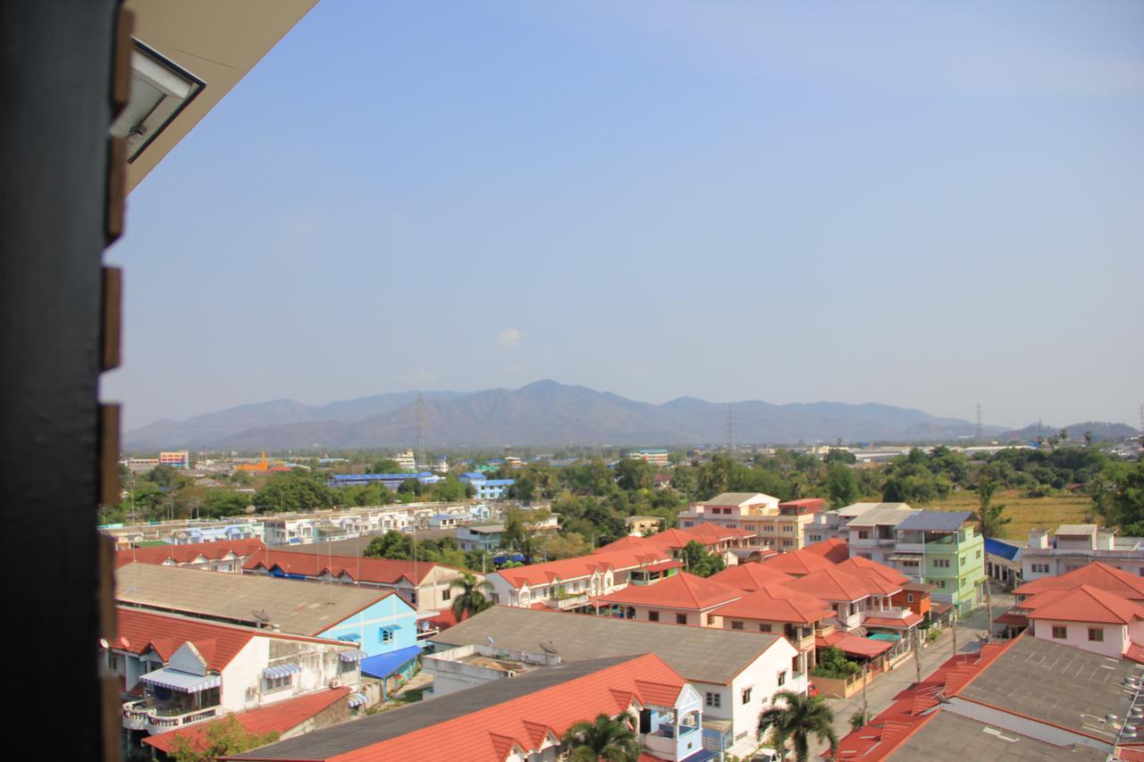 Thani Residence Chonburi Buitenkant foto