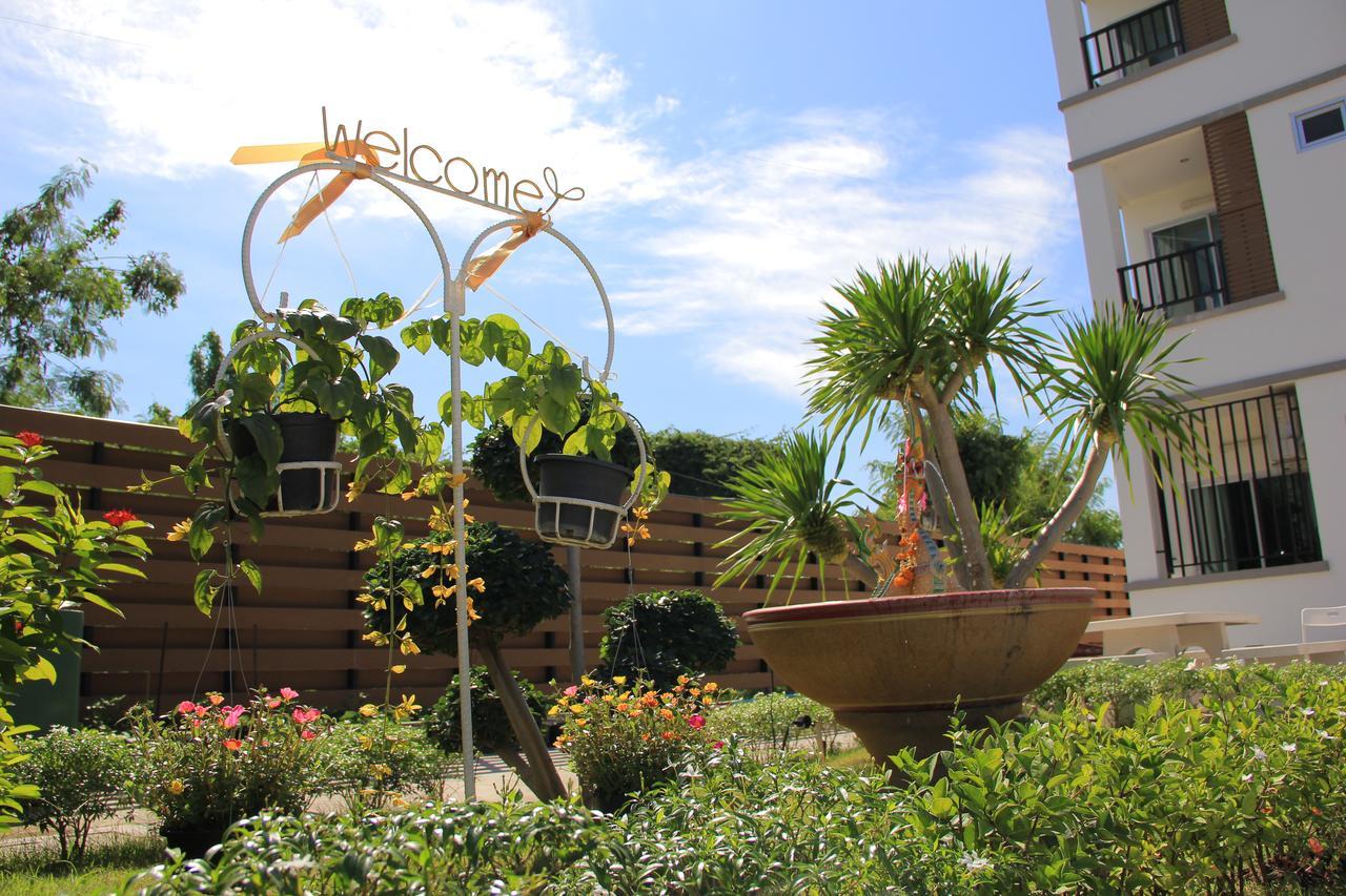 Thani Residence Chonburi Buitenkant foto